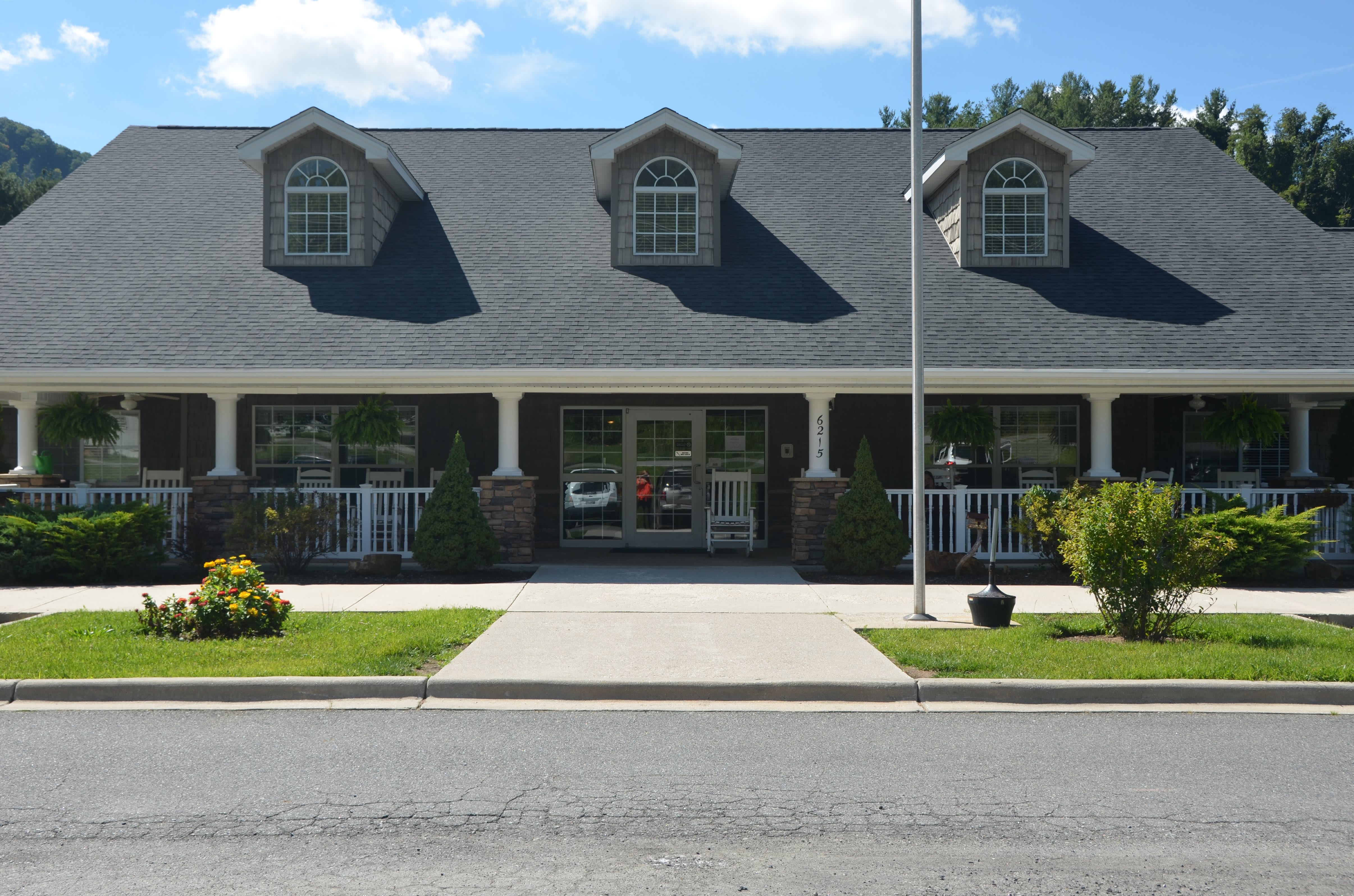 Cranberry House community photo 1