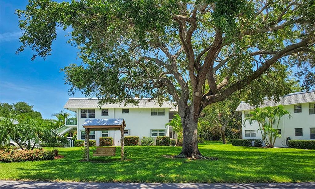 Cedar Pointe Villages community photo 1