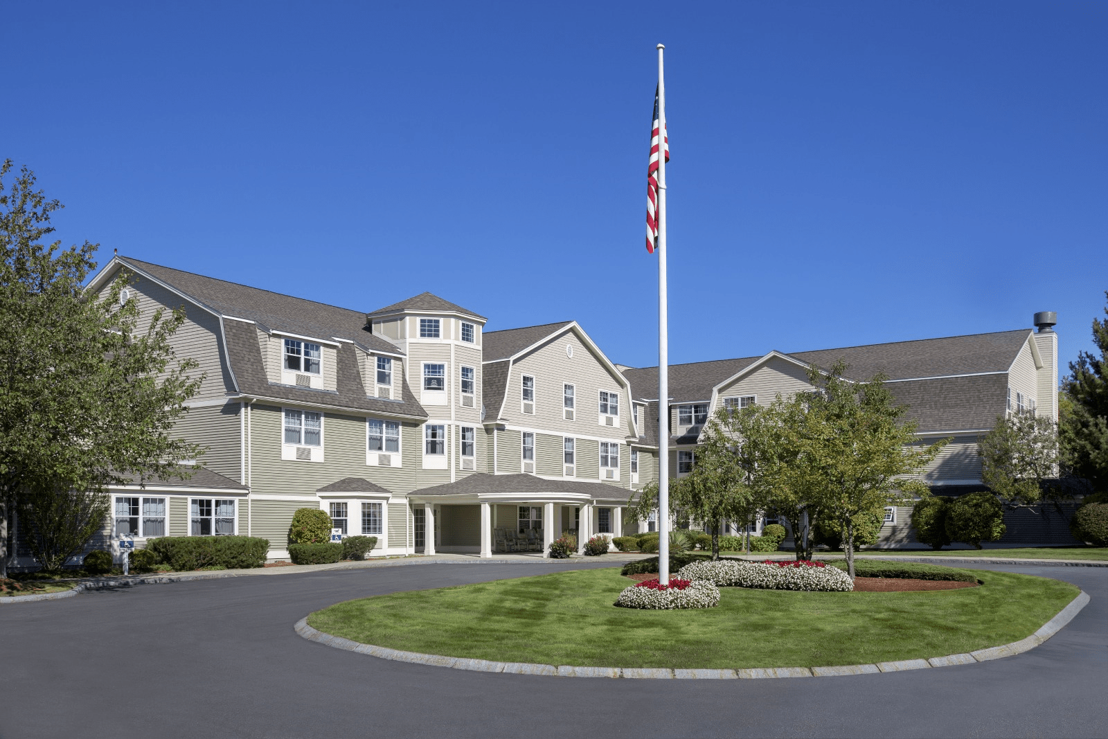 Benchmark Senior Living at Putnam Farm community photo 1