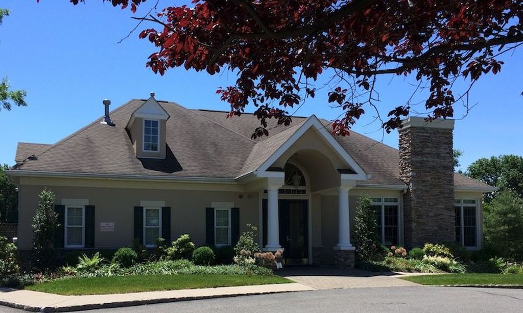 Four Seasons at Chester community photo 1