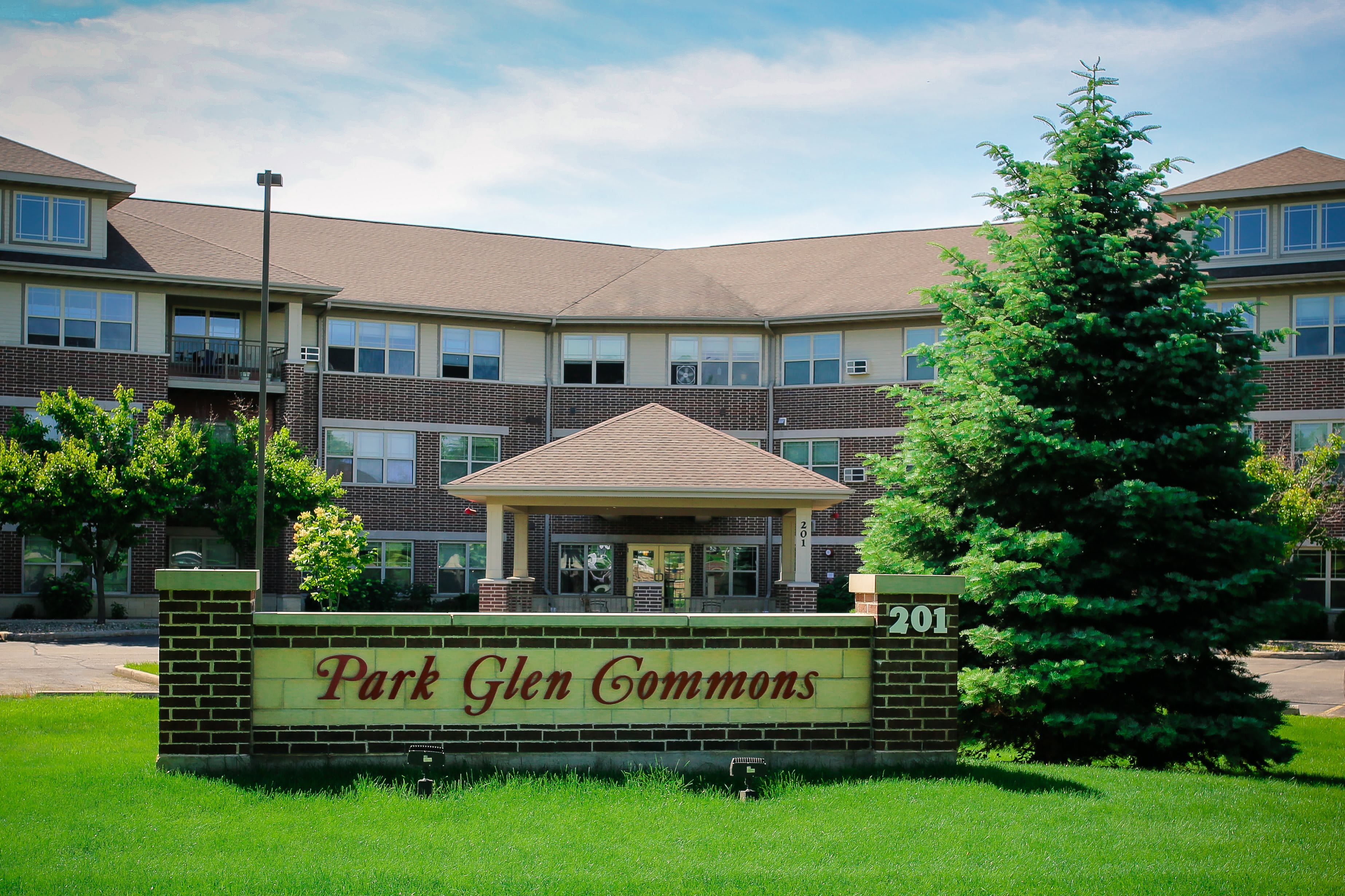 Park Glen Apartments community photo 1