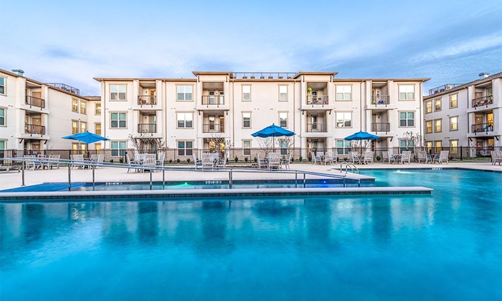 Overture Frisco community photo 1