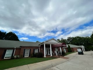 Woodland Place Assisted Living community photo 1