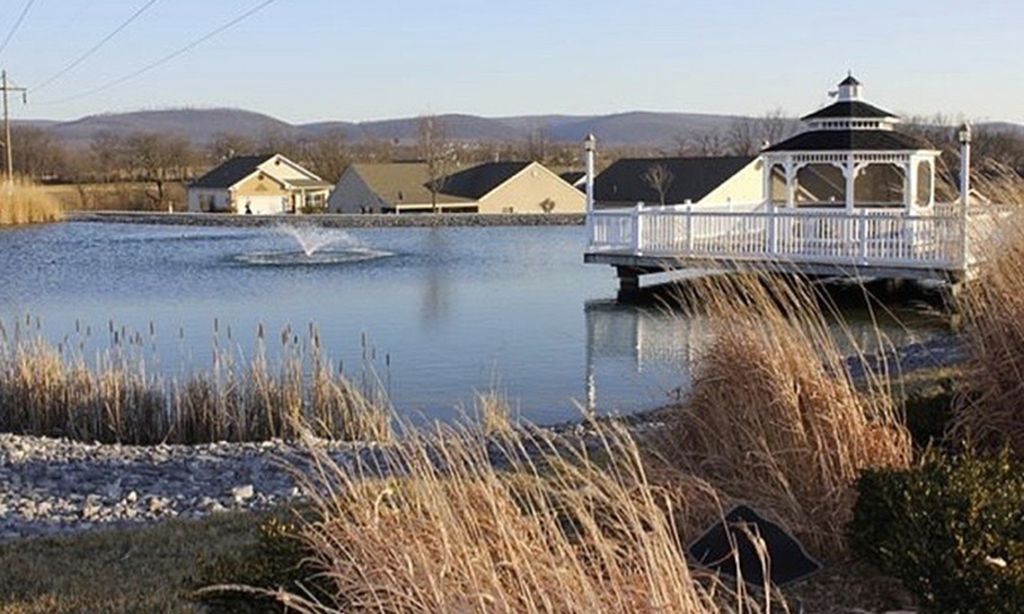 Country Manor community photo 2