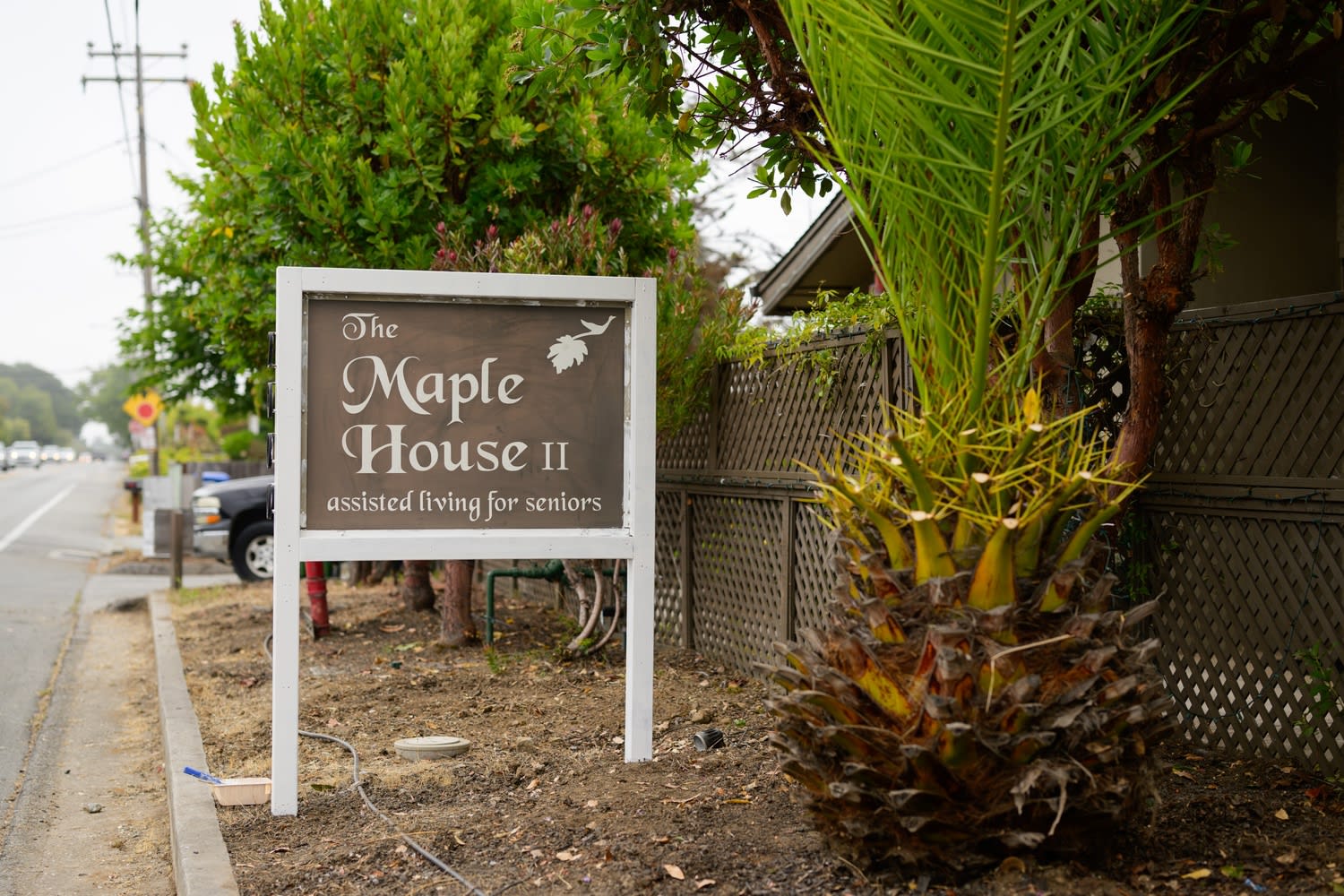 Maple House II community photo 1