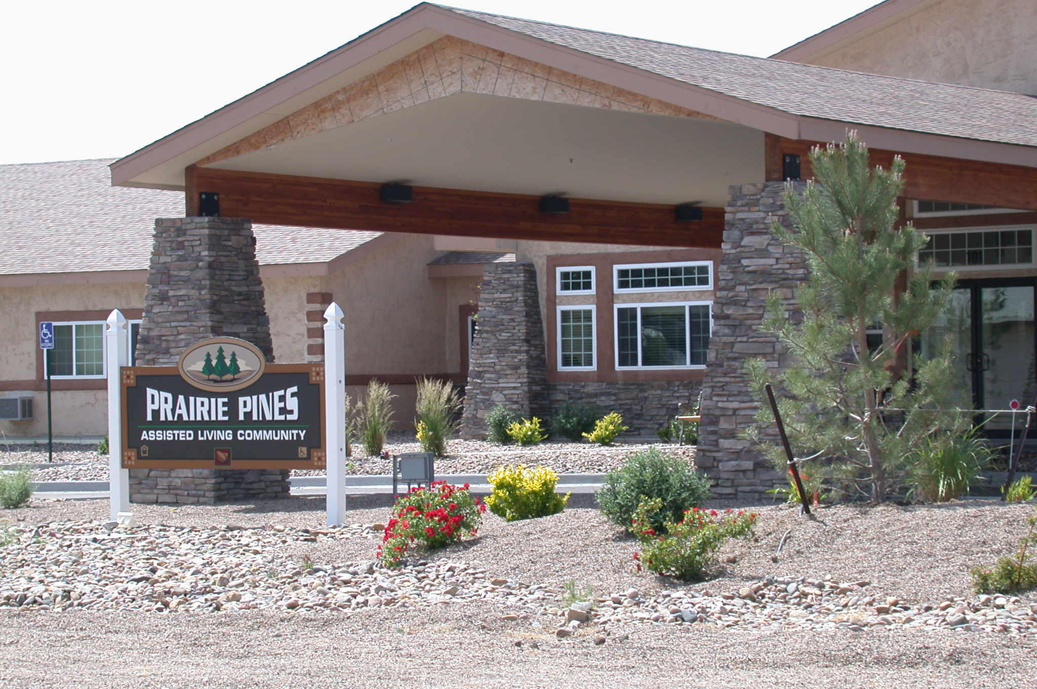 Prairie Pines Assisted Living community photo 1