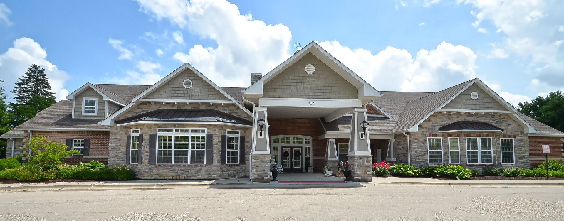 Bickford of Crystal Lake community photo 1