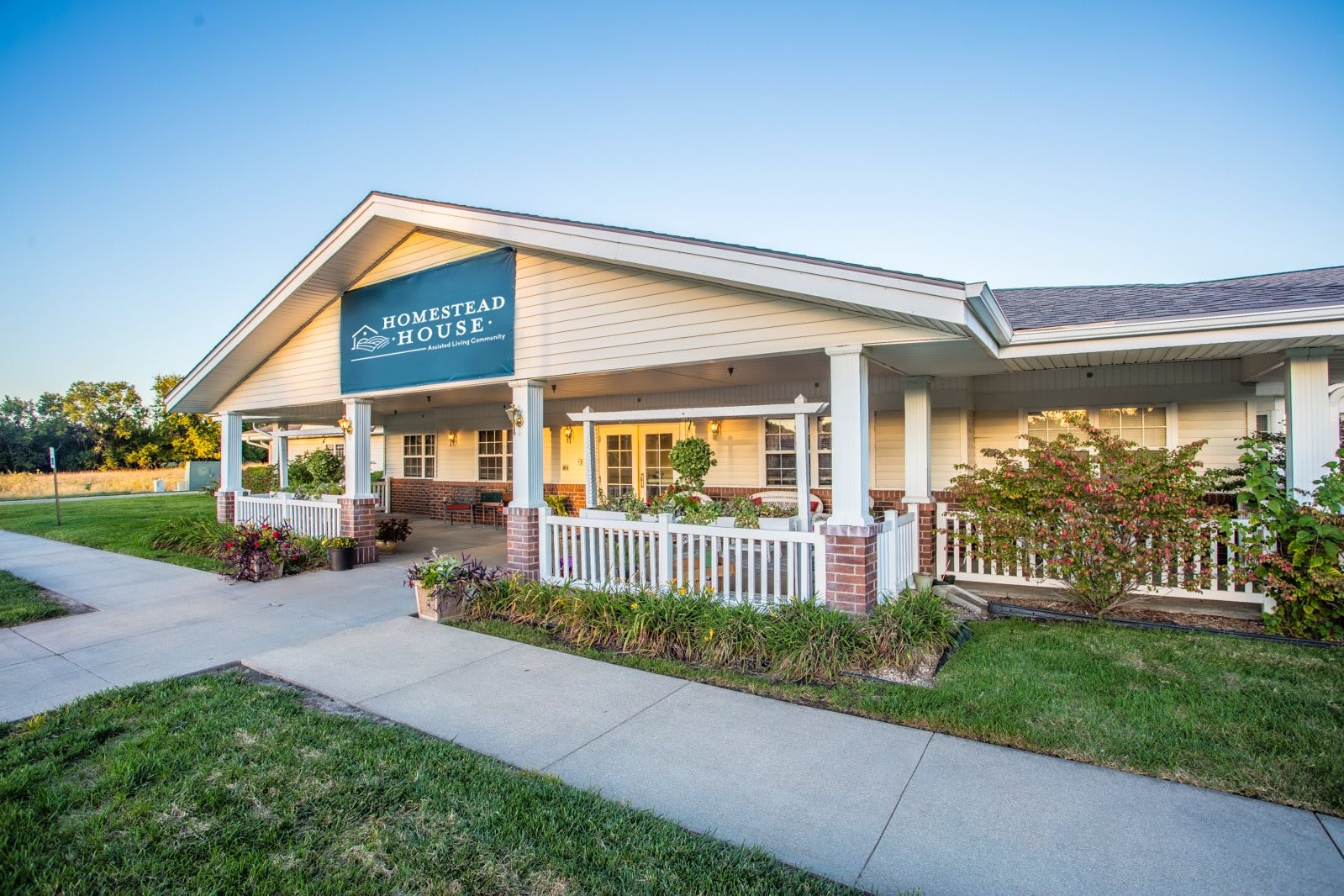 Homestead House community photo 1