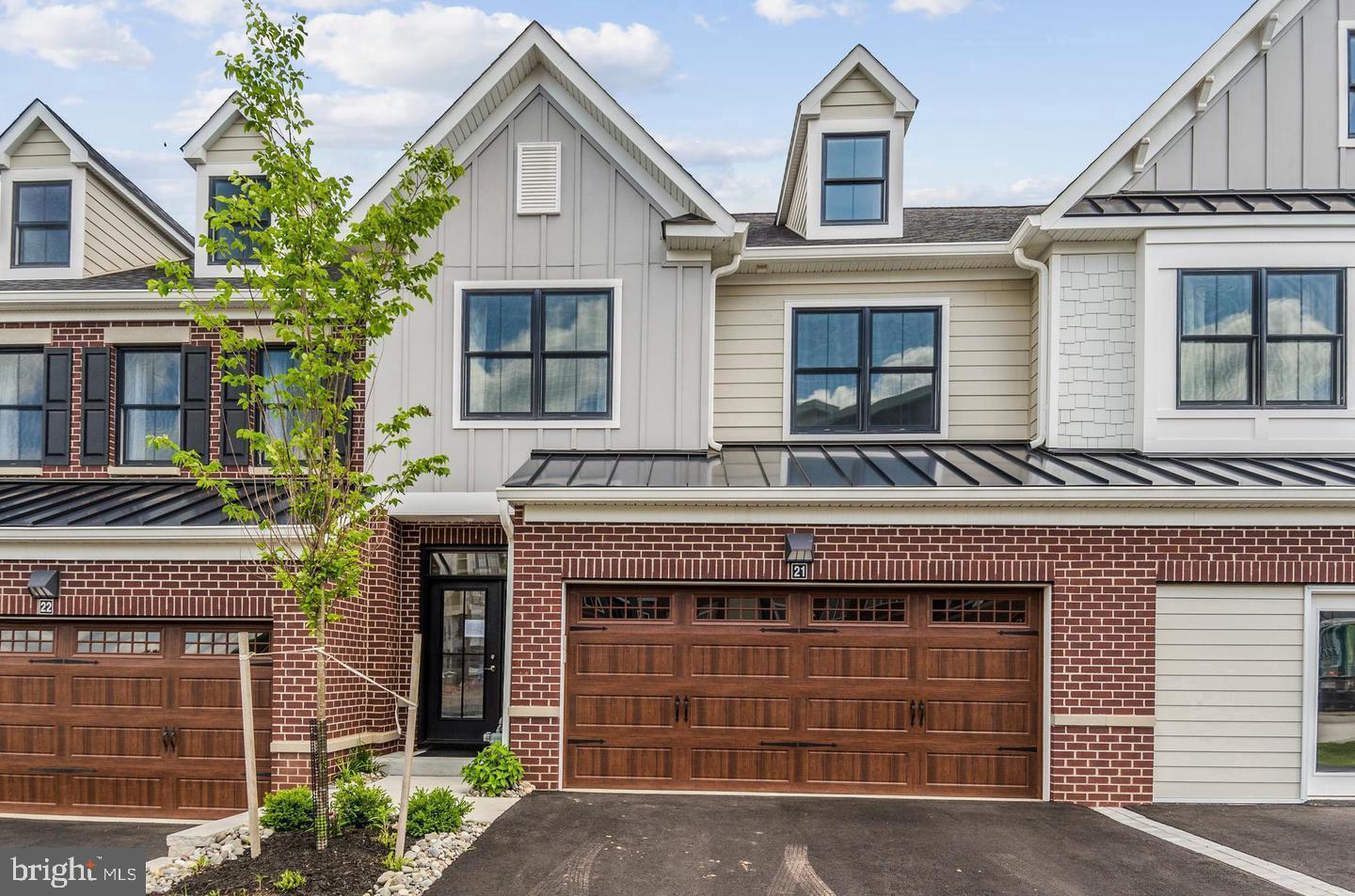 The Townhomes at Riverwalk community photo 1