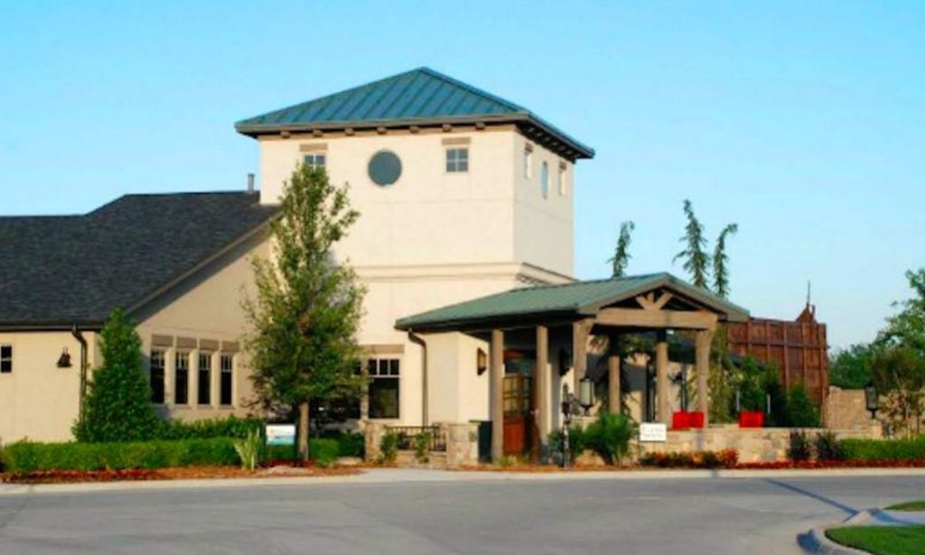 Hyde Park at Tulsa Hills community photo 1