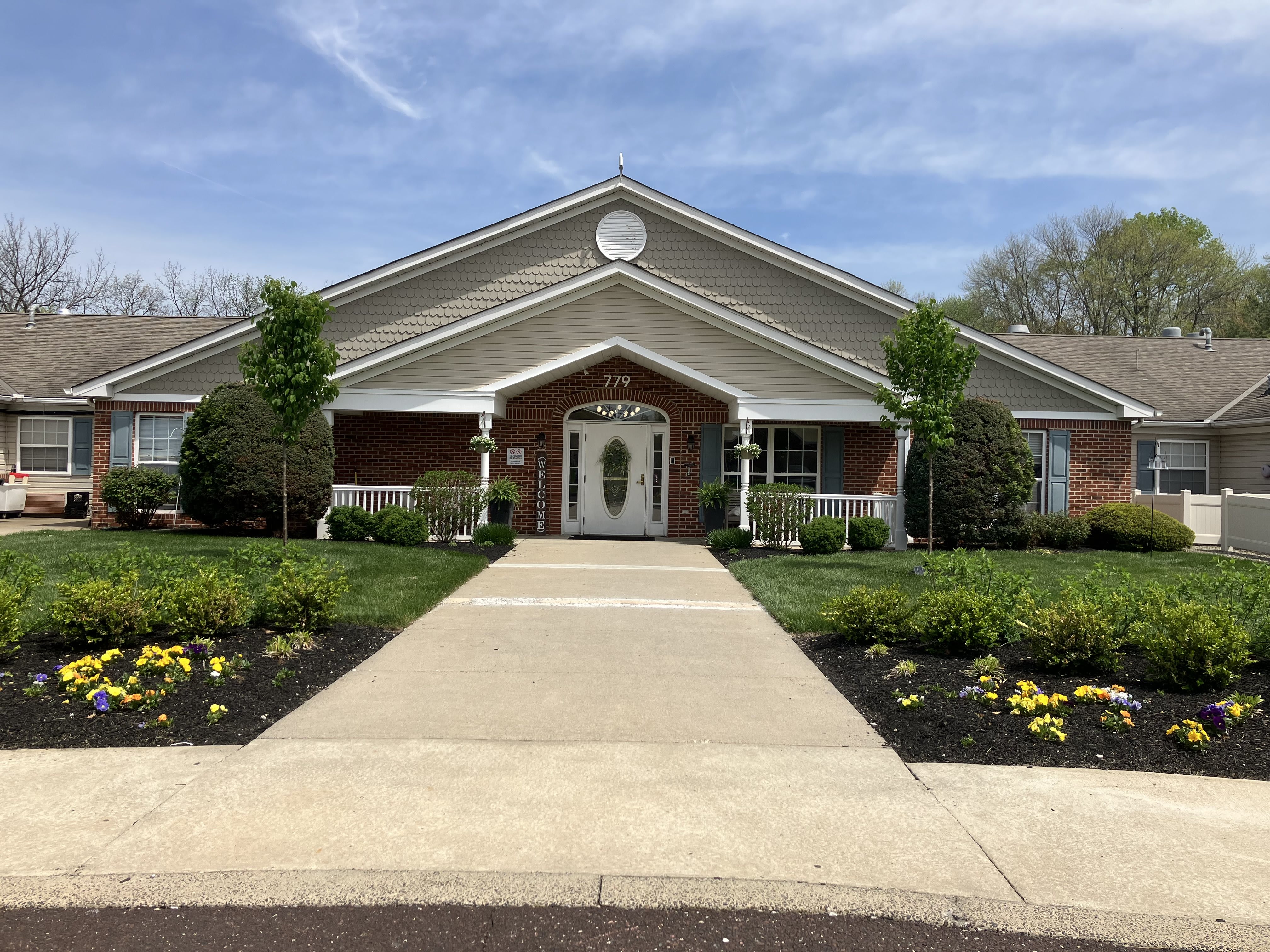 Arden Courts Warminster, A Memory Care Community community photo 1