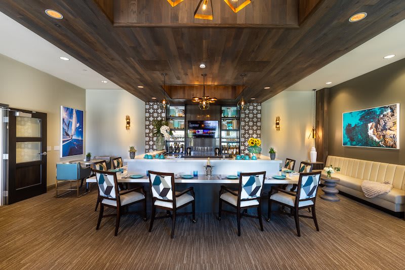 bar