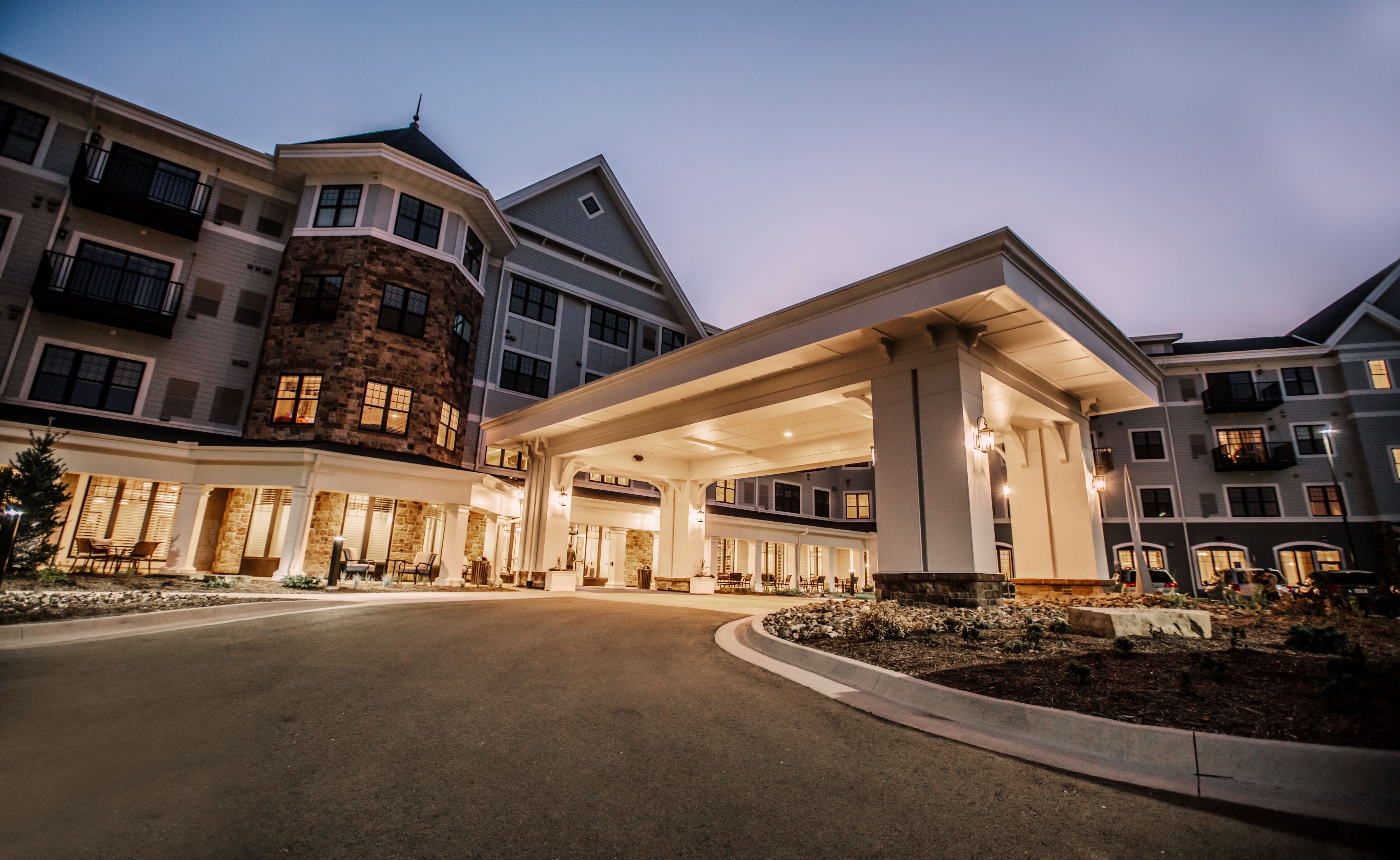 Grand Living at Indian Creek community photo 1