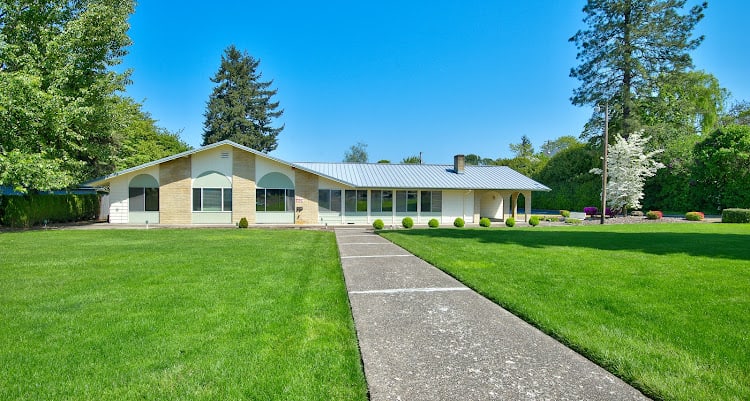 Jefferson Lodge community photo 1