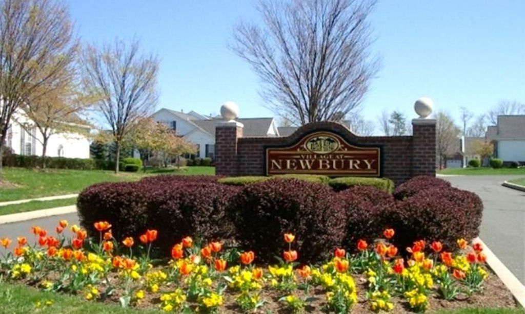 Village at Newbury community photo 1