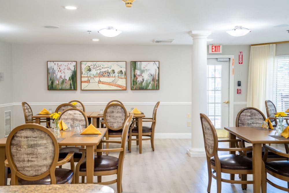 Benchmark Senior Living at Shrewsbury Crossings community photo 5
