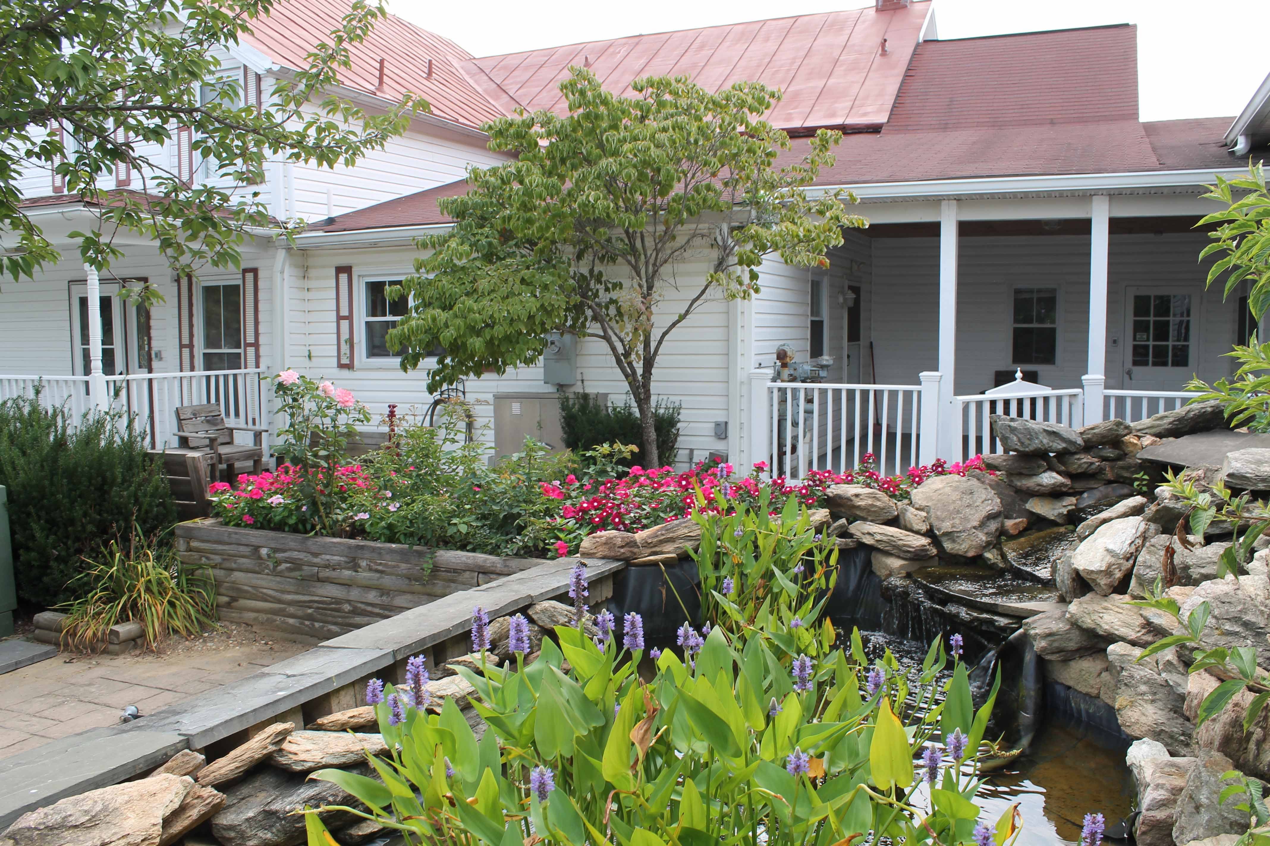 Nova Springs Assisted Living community photo 1