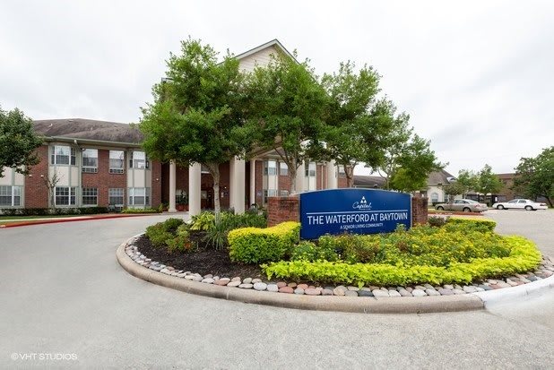 The Waterford at Baytown community photo 1