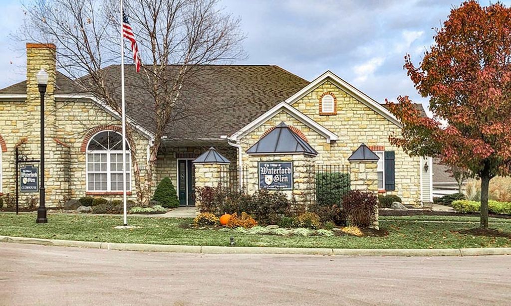 Villas at Waterford Glen community photo 1