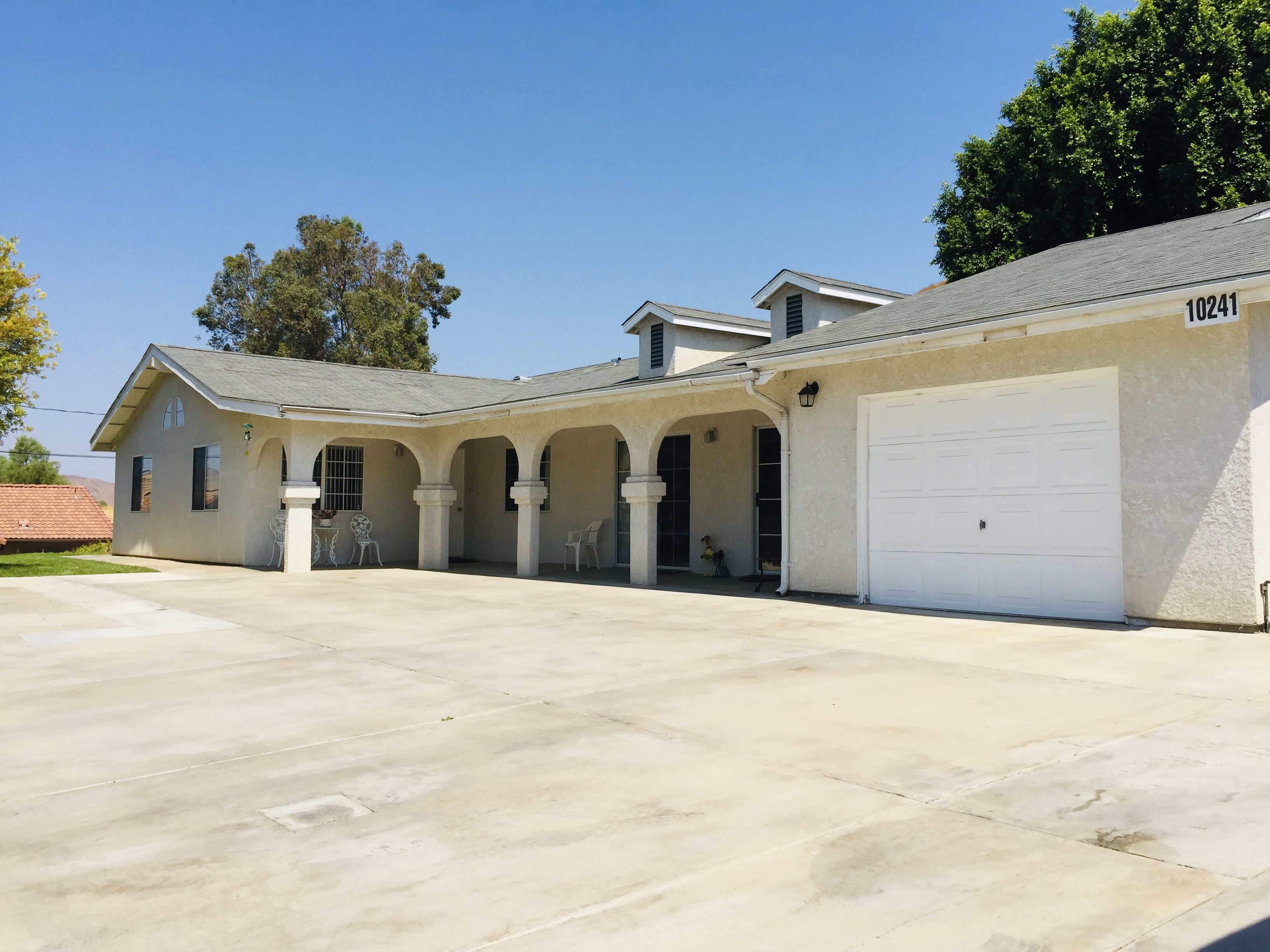 The Galleria View Villa community photo 1