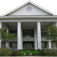 Holly Court Assisted Living and Memory Care community photo 1