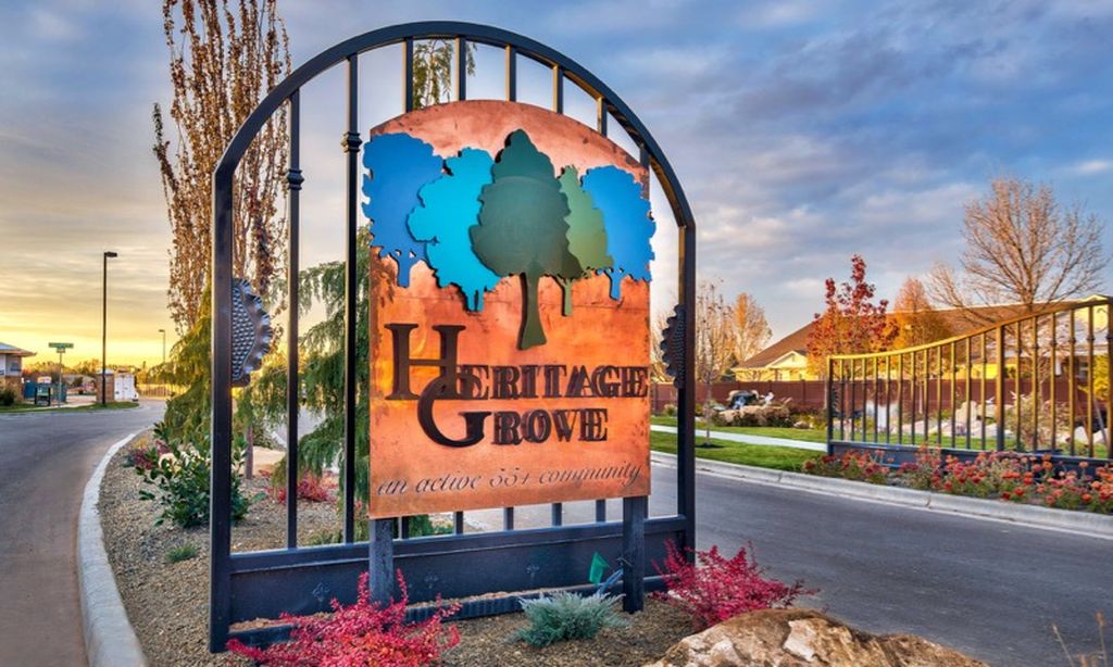 Heritage Grove community photo 1