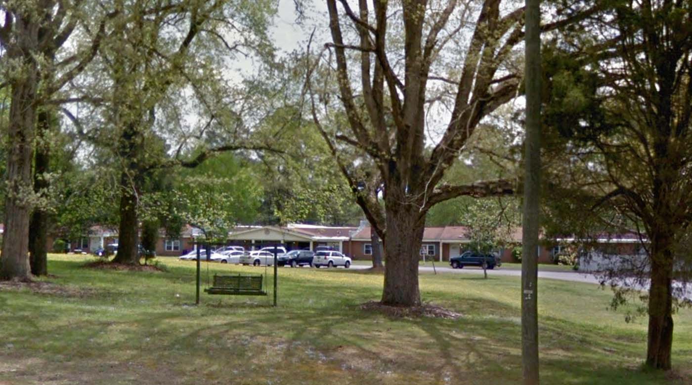 Alpha Magnolia Garden community photo 1