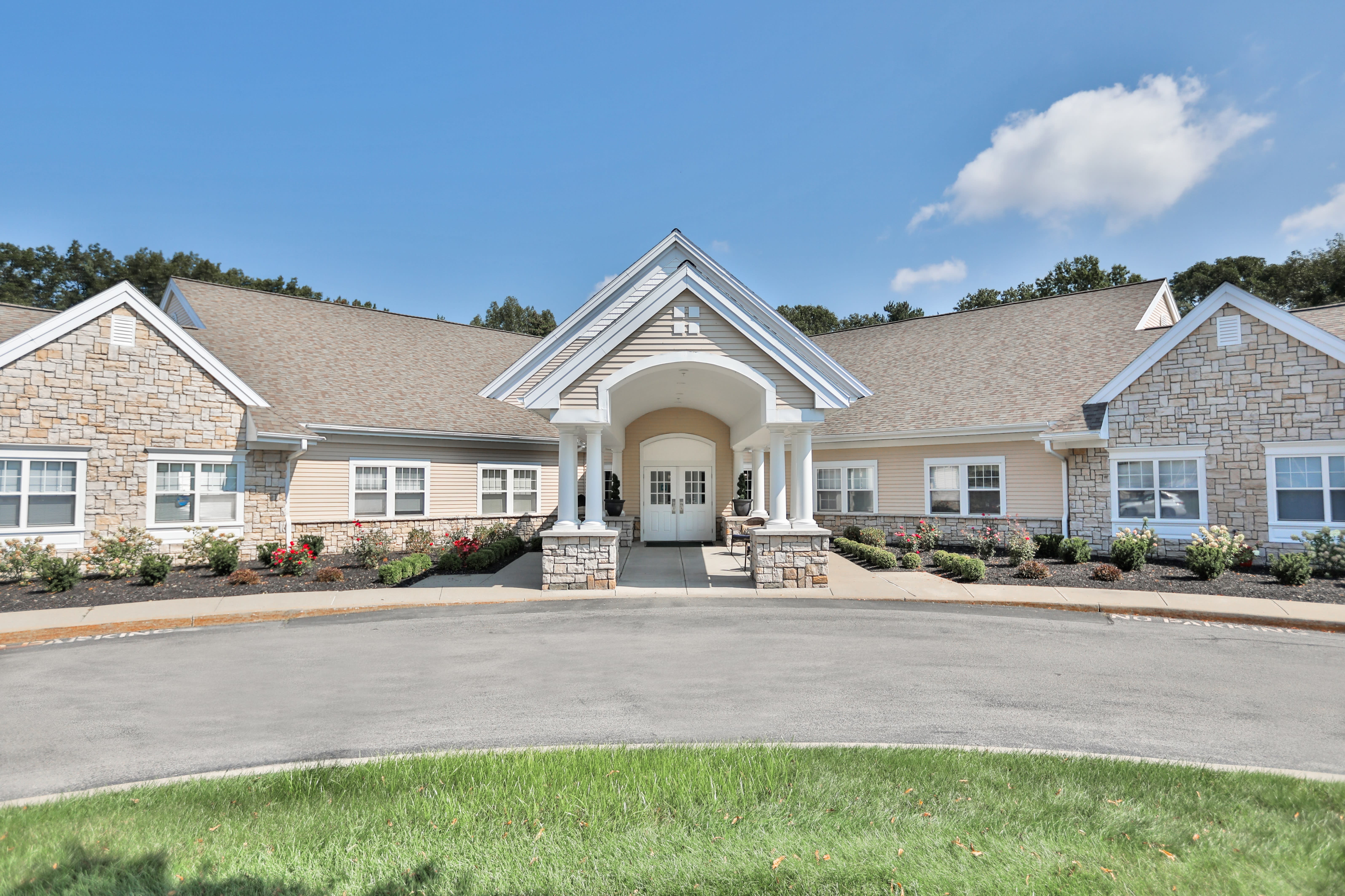 Peregrine Senior Living at Clifton Park community photo 1
