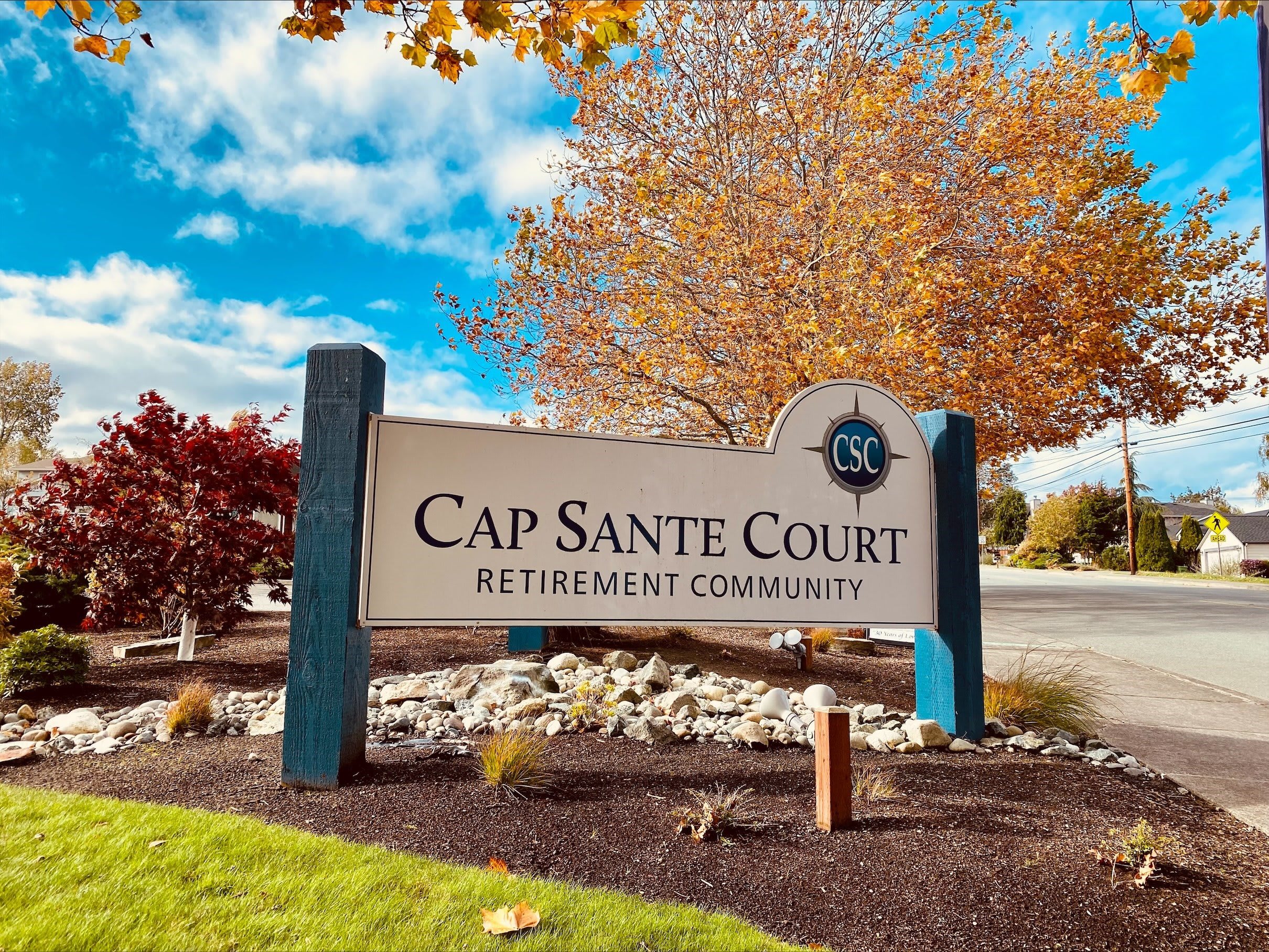 Cap Sante Court Community community photo 1