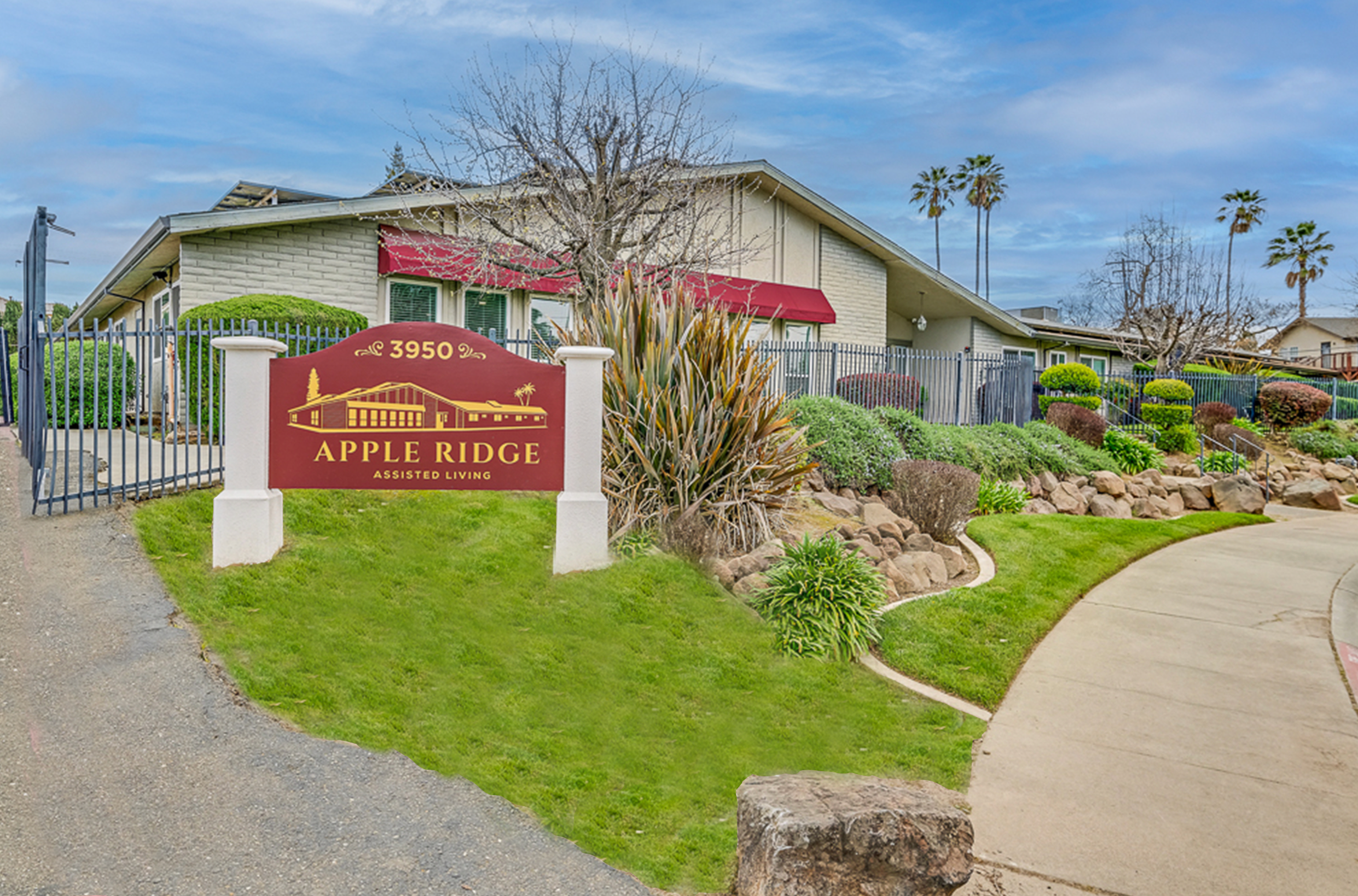 Apple Ridge Assisted Living community photo 1