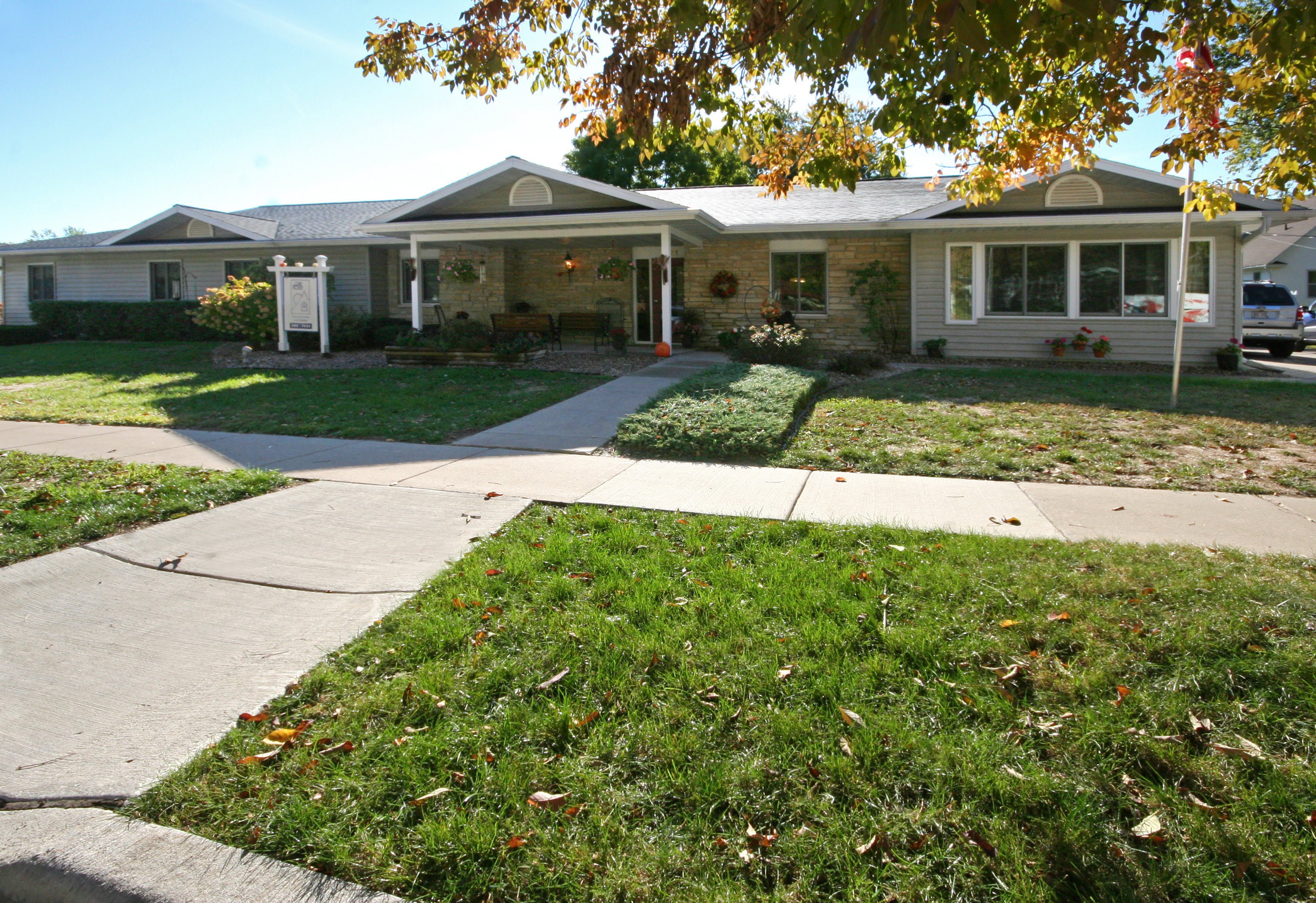 Our House Senior Living Assisted Care - Lodi community photo 1