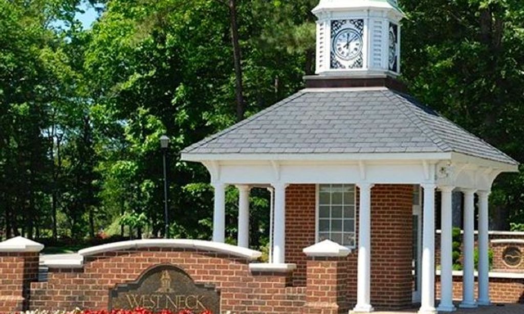 The Villages at West Neck community photo 1