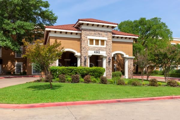 Mirabella Assisted Living and Memory Care community photo 1