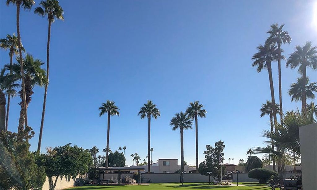 Villa Monterey community photo 1