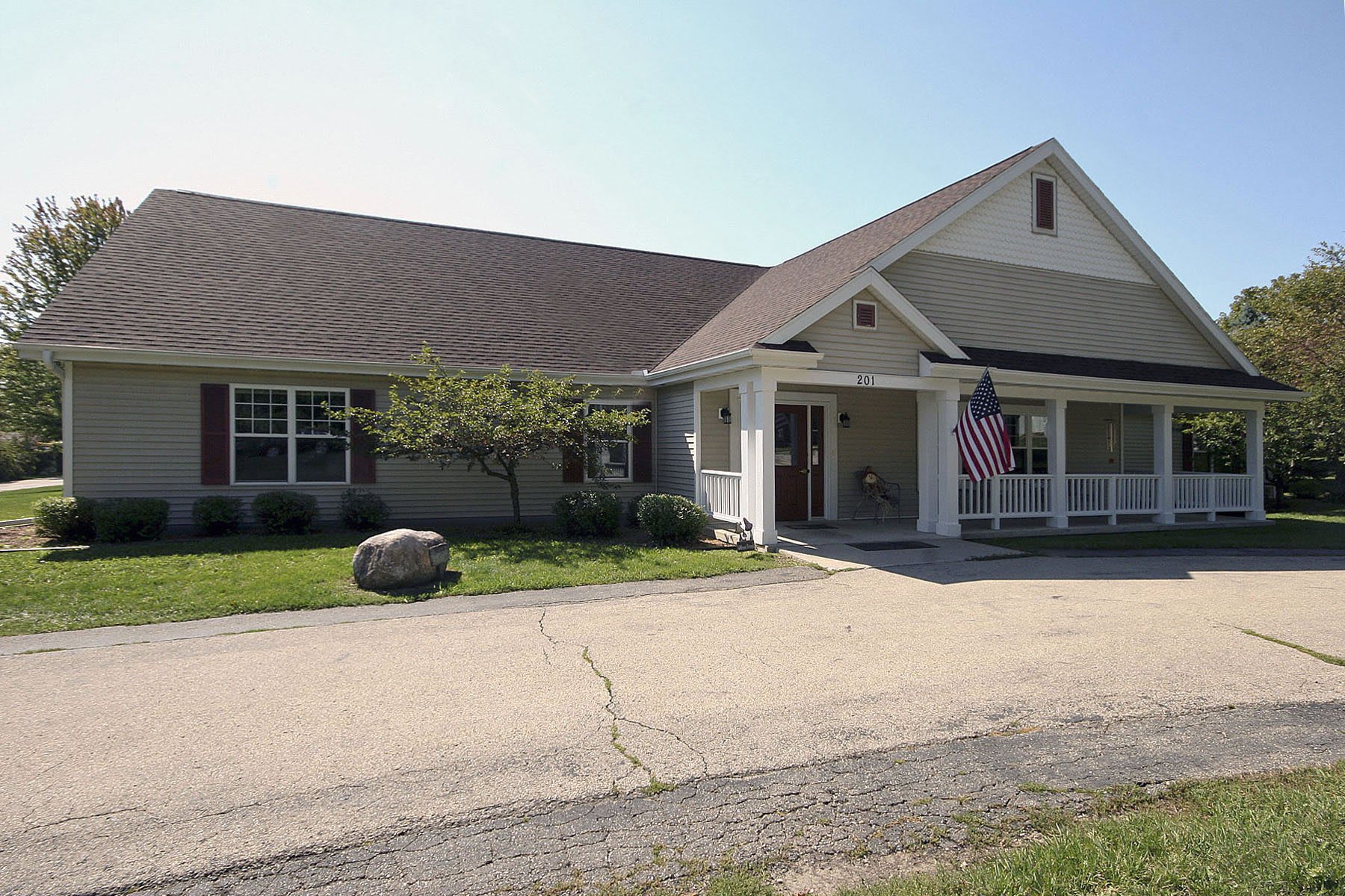 Our House Senior Living Assisted Care - Cambridge community photo 1