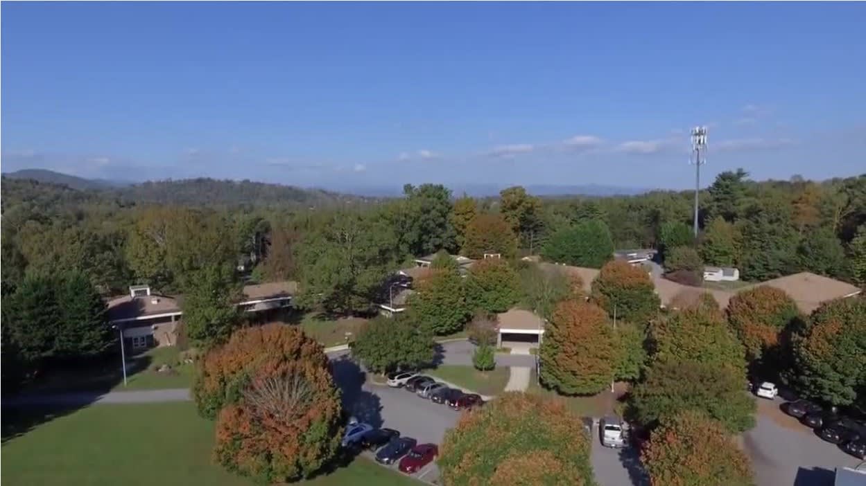River Bend Assisted Living community photo 1