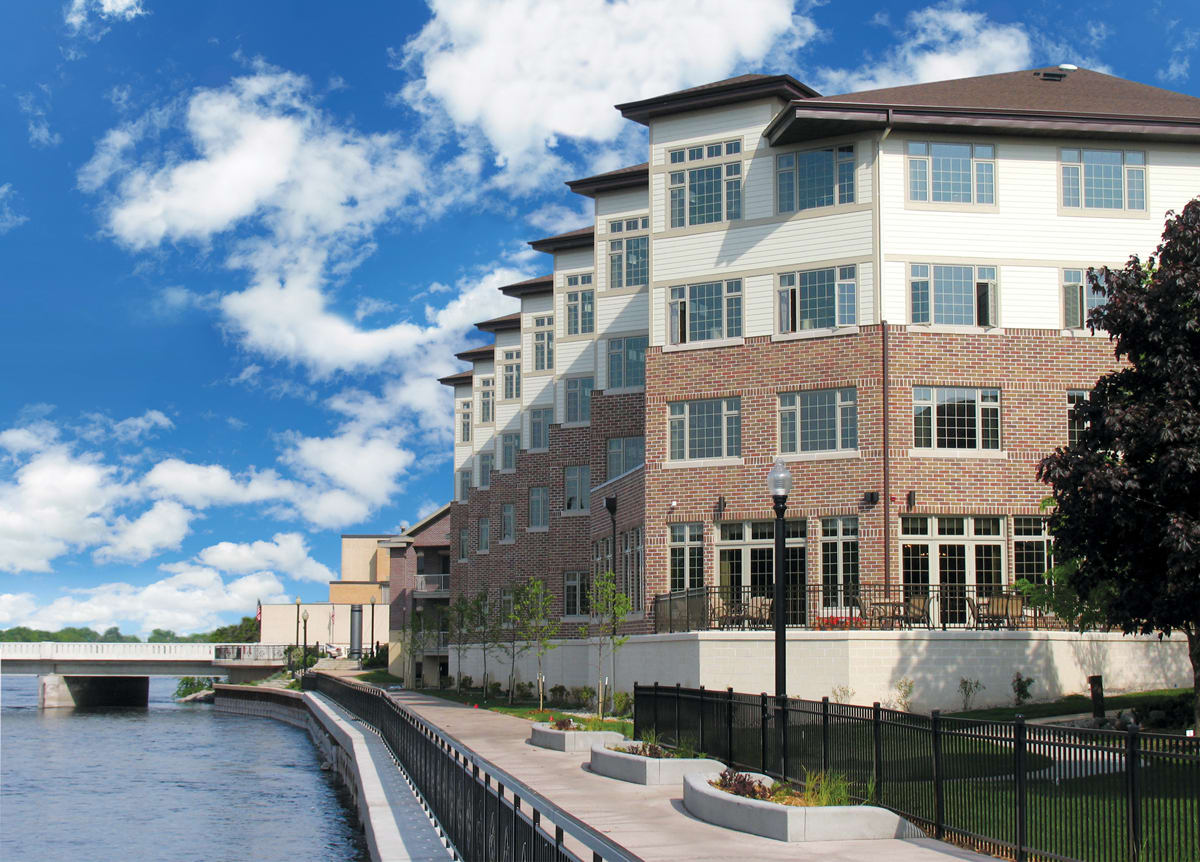 New Perspective Island Shores community photo 1
