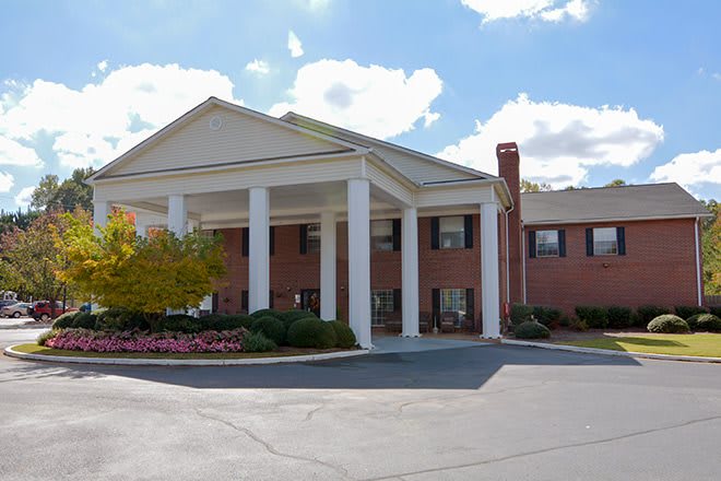 Bellevue Village at Woodstock community photo 1