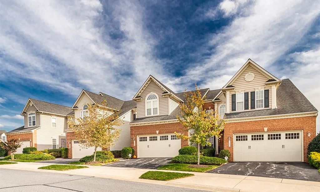 Ellicott Meadows community photo 1