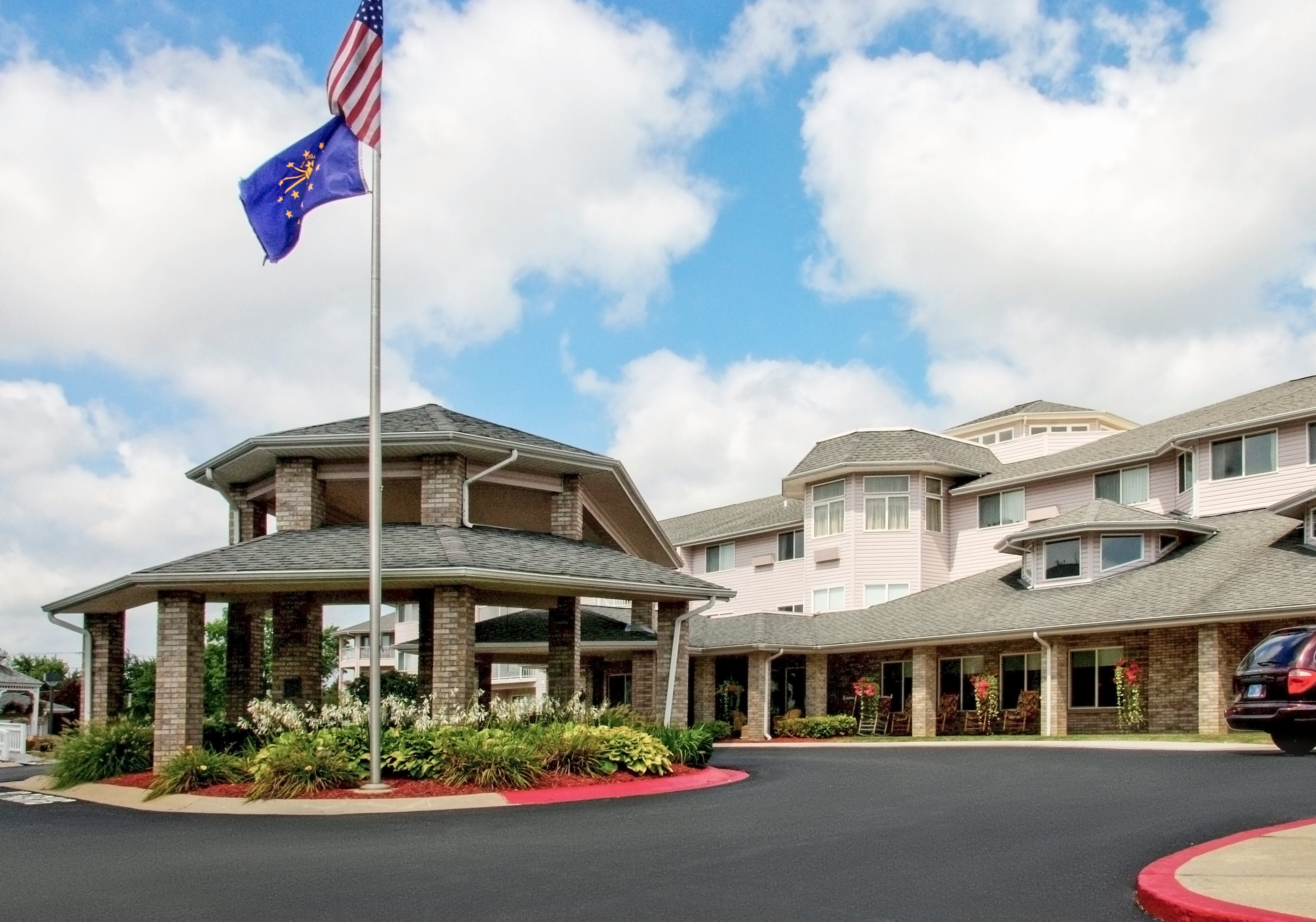 Arbor Glen Independent and Assisted Living community photo 1