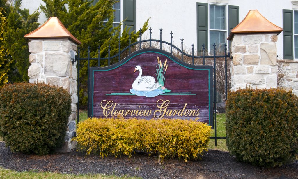 Clearview Gardens North community photo 1