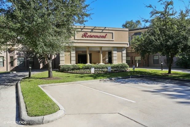 Rosemont community photo 1