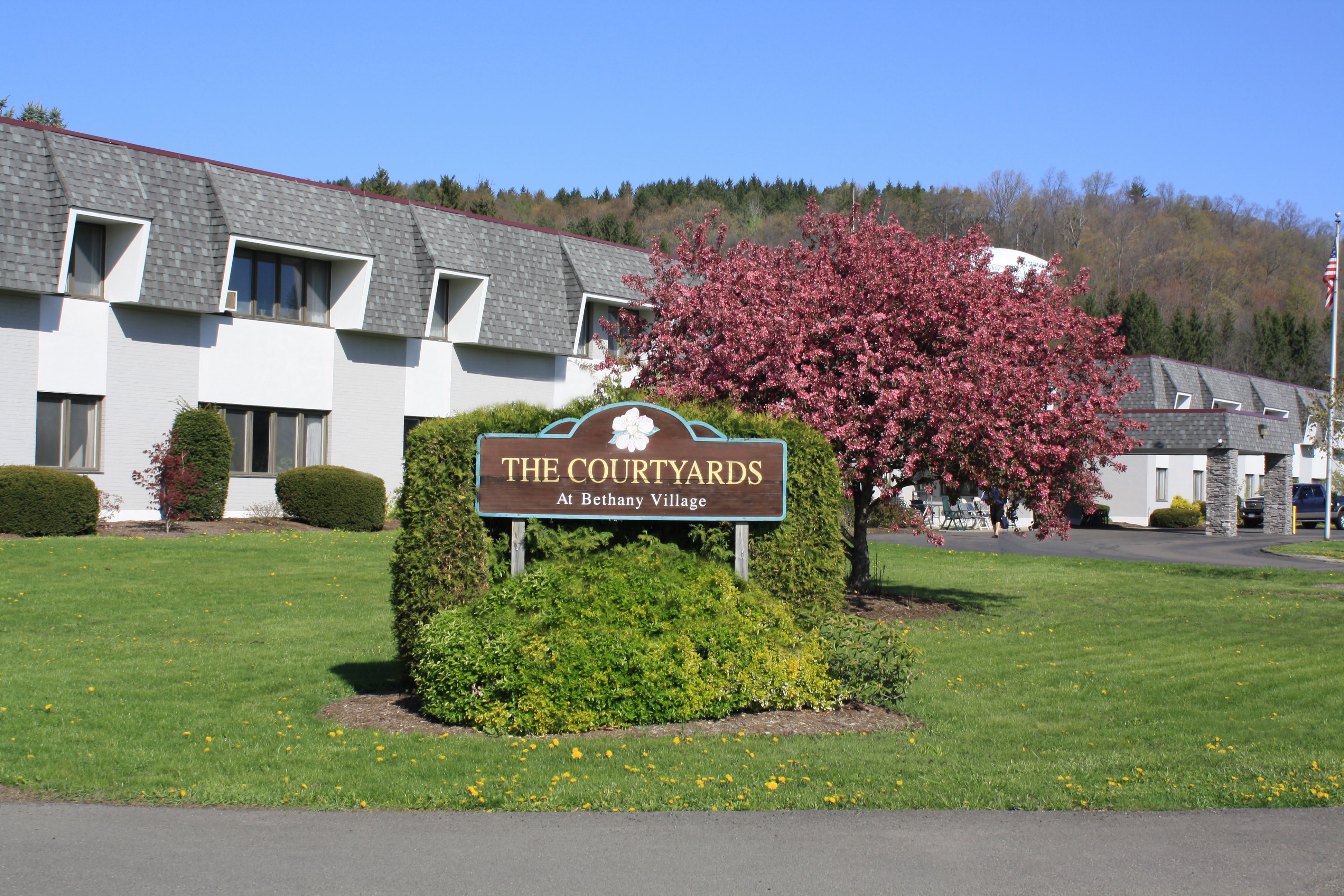 The Courtyards at Bethany Village community photo 1