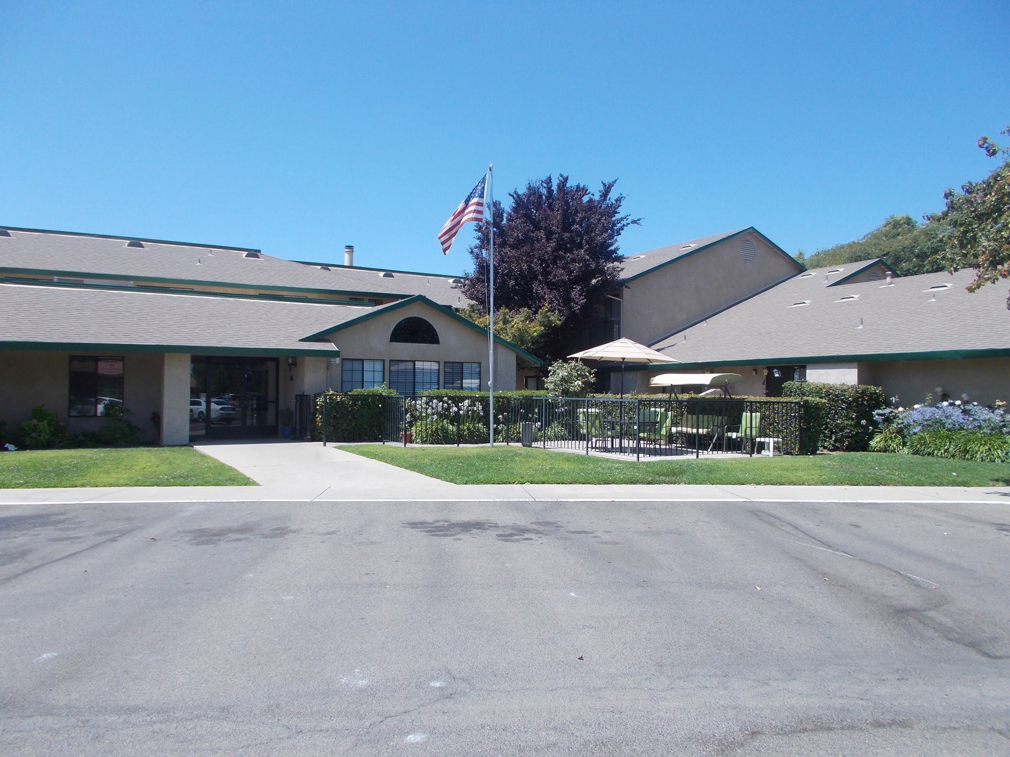 Sutter Estates community photo 1
