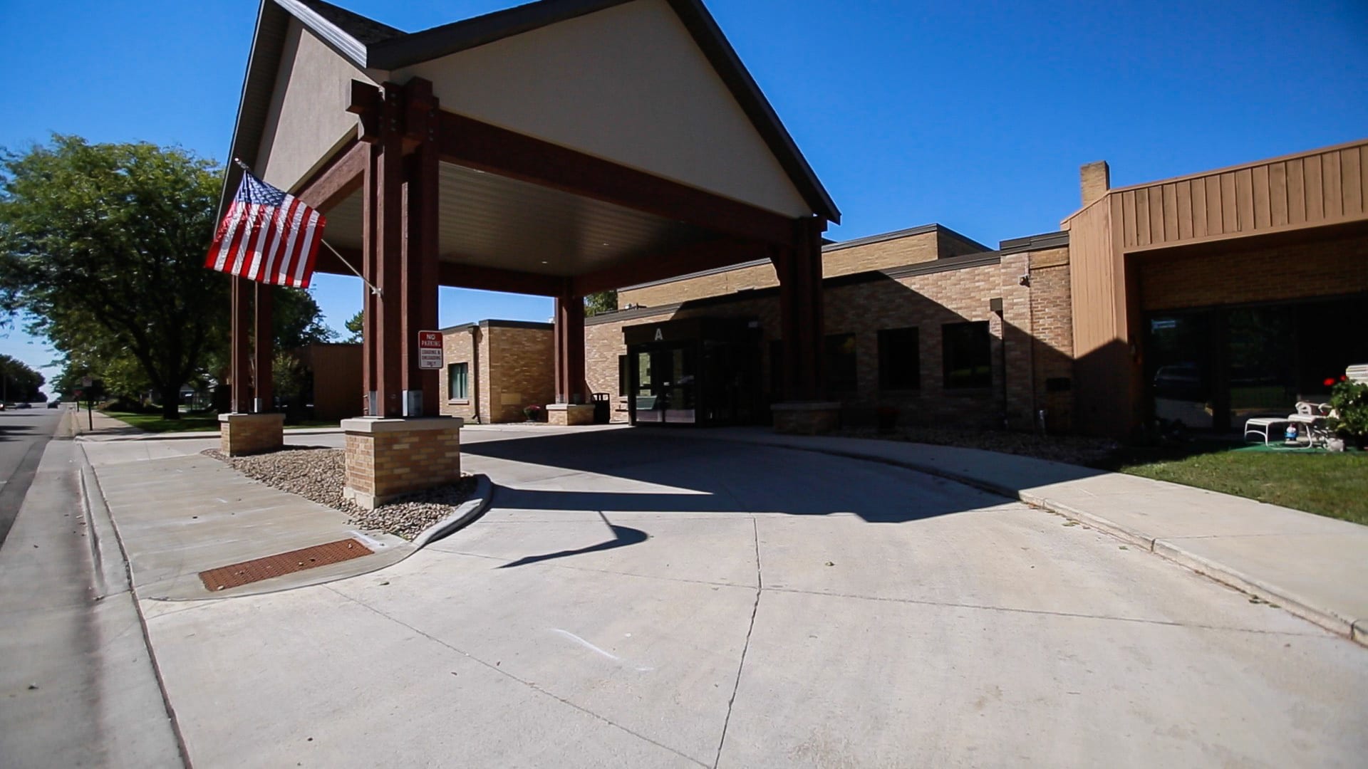 Thorne Crest Senior Living Community, a CCRC community photo 1