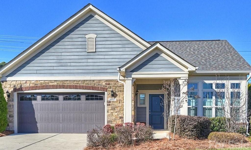 The Courtyards of Huntersville community photo 1