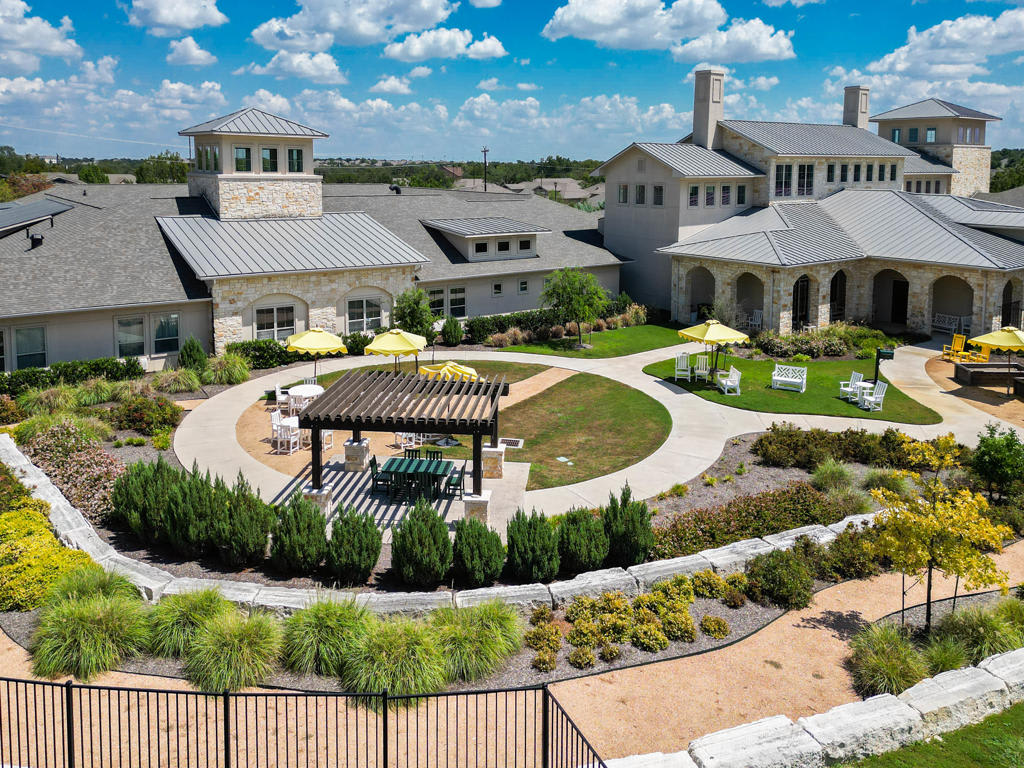 The Auberge at Cedar Park community photo 1
