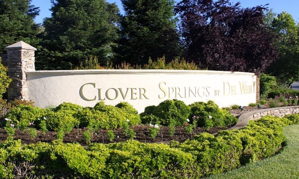 Clover Springs community photo 1