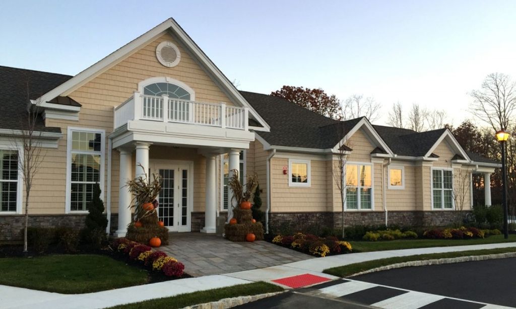 Enclave at Shrewsbury community photo 1