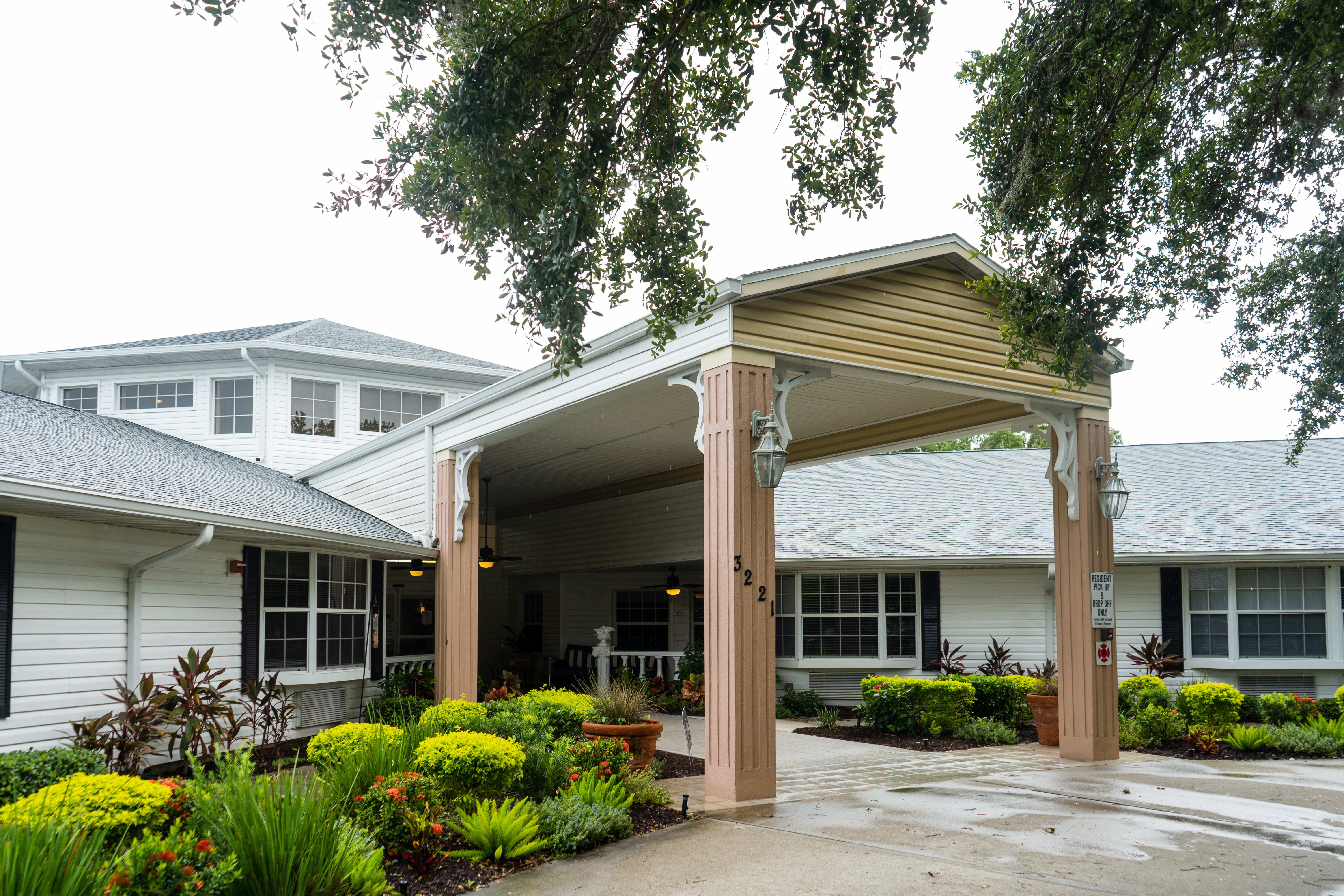Suncoast House community photo 1